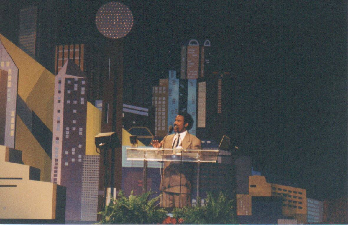 Dr. K.A. Paul speaking on global peace